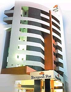 BERGSON EXECUTIVE FLAT